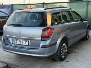 Opel Astra H 1.7CDTI — miniatura 4