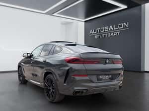 BMW X6 M60i xDrive - 530 CP, 2023, Preț 85.300 EUR — miniatura 2