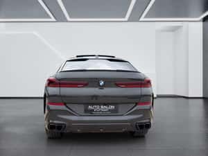 BMW X6 M60i xDrive - 530 CP, 2023, Preț 85.300 EUR — miniatura 3