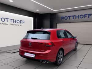 Volkswagen Golf 2022 Automată 131 HP Benzină — miniatura 2
