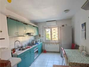 SOARELUI | 3 CAM | DECOMANDAT | 2 BAI | 2 BALCOANE | ET.2 — miniatura 4