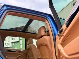 Porsche Cayenne 3.0d // 2013 // Avariat Lovit /  Panoramic / Suspensie — miniatura 7