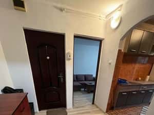 Închiriez apartament 3 camere decomandat — miniatura 6