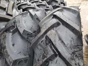 Cauciucuri marca MRL 13.6-28 cu 8 pliuri anvelope noi pentru TRACTOR — miniatura 5