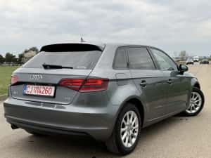 Audi a3 //1.6 diesel  110cp // Automa  an 2015 — miniatura 10