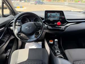 Toyota C-HR 2020 - 57.000 km — miniatura 3