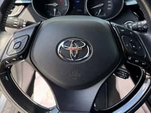 Toyota C-HR 2020 - 57.000 km — miniatura 6