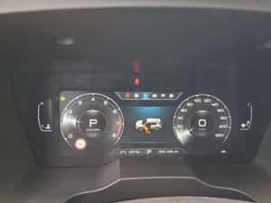 SsangYong Korando SUV, 2.256 km, transmisie automată, 5 uși, alb — miniatura 3