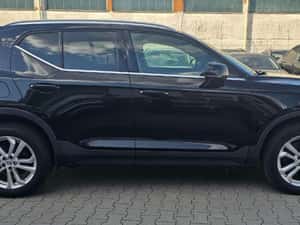 Volvo XC40 Hibrid 2023, SUV, 81.350 km — miniatura 7