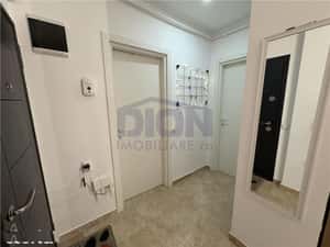 Militari - Rosu , Avangarde 2 camere, 49mp — miniatura 3