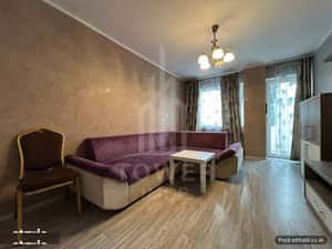Apartament 2 camere total decomandat de închiriat