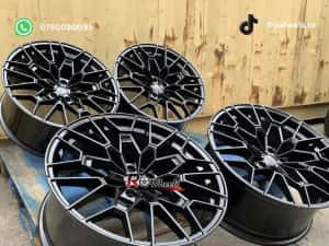 Jante BMW20 R20 BMW G30 G31 G11 G12 G05 G06 X3 X4 Model ///M Dark Black G20 G01 Gloss Black — miniatura 3