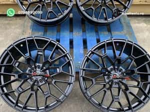 Jante BMW20 R20 BMW G30 G31 G11 G12 G05 G06 X3 X4 Model ///M Dark Black G20 G01 Gloss Black — miniatura 4