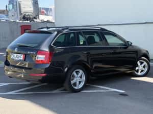 Skoda Octavia 3 2014 2.0 150 HP Bixenon Euro5 — miniatura 3