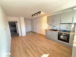 Apartament cu 3 camere, parcare inclusa, curte privata, zona Tineretul — miniatura 3