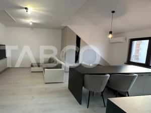 Apartament 3 camere prima inchiriere 72 mpu zona Strand Sibiu — miniatura 5