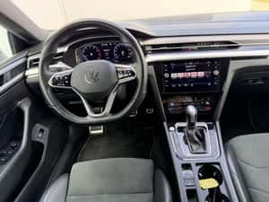 Volkswagen Arteon 2.0 TSI DSG R-Line – vehicul elegant și sportiv — miniatura 2