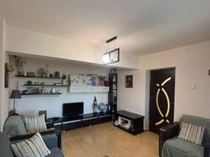 DGM Imobiliare - Apartament 3 camere dec., ultracentral — miniatura 4