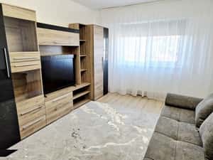 Inchiriez apartament — miniatura 2