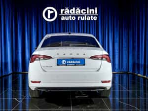 Skoda Octavia Automată 150 HP Diesel — miniatura 7