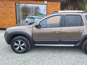 Dacia Duster 2017 4x4 1.5 Dci 110 CP Full Navi Cameră Încălzire Senzori — miniatura 3