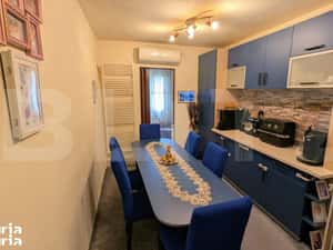Apartament 2 camere, decomandat, 59 mp, etajul 2, zona Cetate