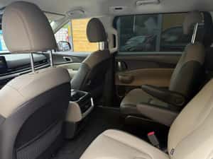 KIA CARNIVAL 2.2 Diesel 204CP, CUTIE AUTOMATA - 9 LOCURI — miniatura 6