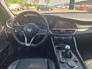 VAND Alfa Romeo Giulia 2.2 DIESEL — miniatura 7