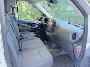 Mercedes-benz Vito 116cdi 163cp automat 9 locuri model Long 2017/10 — miniatura 6