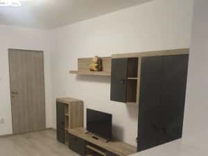 Proprietar închiriez apartament cu două camere! — miniatura 2