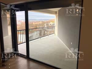 Penthouse 4 camere cu terasa si garaj semimobilat