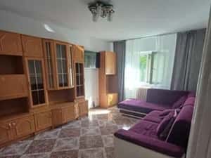 3 Camere Decomandat Etaj 2 Nicolina 1 Prima Statie LIDL — miniatura 3