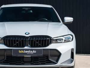 BMW 320d xDrive M-Sport — miniatura 2