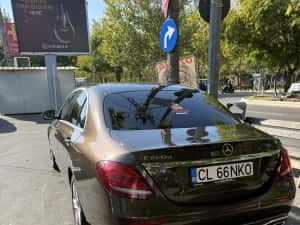 Vand Mercedes E 220. — miniatura 6