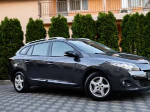 Renault Megane 1.5 diesel~Navigatie~Senzori parcare~Euro 5 — miniatura 2