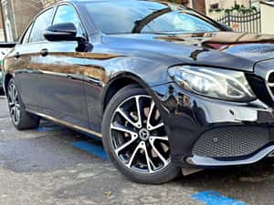 Mercedes-Benz E 220 2020 - 24.999 EUR