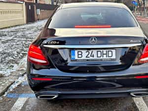 Mercedes-Benz E 220 2020 - 24.999 EUR — miniatura 4
