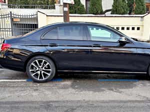 Mercedes-Benz E 220 2020 - 24.999 EUR — miniatura 6