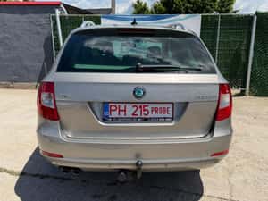 Skoda Superb 2012 Diesel Manuală 140 CP — miniatura 5