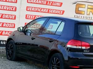 Volkswagen Golf 1.6 TDI BlueMotion, 226.000 km, 2011 — miniatura 4