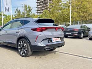 CUPRA Formentor 2.0 TSI 4DRIVE 204CP SUV-coupe de primă clasă — miniatura 4