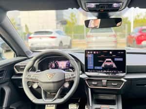 CUPRA Formentor 2.0 TSI 4DRIVE 204CP SUV-coupe de primă clasă — miniatura 6