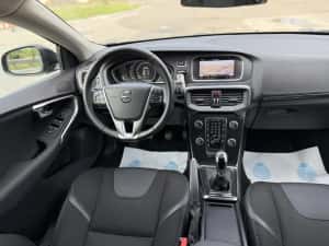 Volvo V40 D2 , 2.0 Tdi Fabr 2017, Euro6 , Full Led System , Incalzire in scaune , Raport Istoric Km ! — miniatura 7