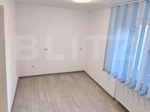Apartament 3 camere, 48 mp, renovat complet - zona Dambu Pietros — miniatura 4