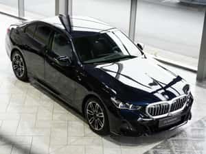 BMW 520, 2025, Second Hand, 11.855 km, Automată — miniatura 5