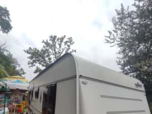 Rulota Fendt Deluxe pregatita off Camping