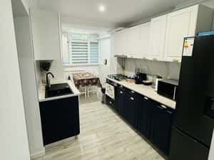 Se inchireaza apartament central — miniatura 5