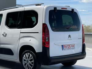 Citroën Berlingo Manuală 130 HP Diesel — miniatura 4
