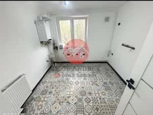 Vand  ap cu 2 dormitoare si living — miniatura 3