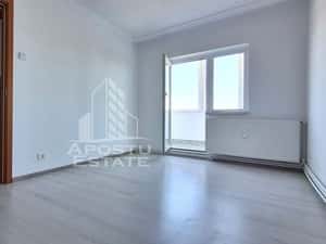Apartament 3 camere,decomandat, nemobilat, Confectii — miniatura 6